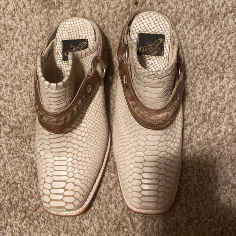 Freebies slip on white snake booties